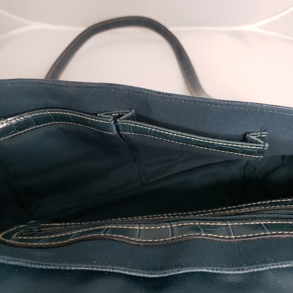 Bisou Bisou Women's Shoulder Baguette Bag - Picture 4 of 8